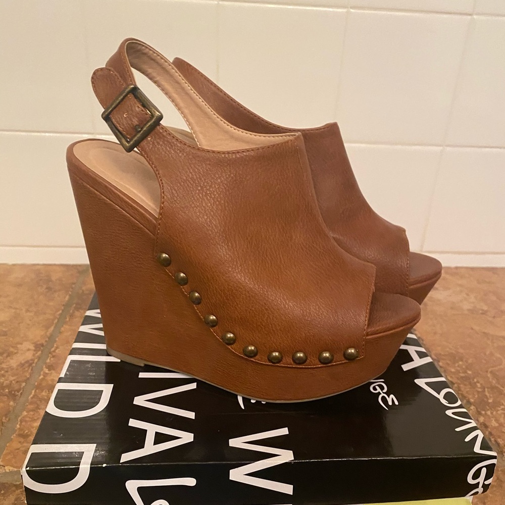 Wild Diva Wedges- Like New